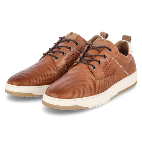 Low-Top Sneaker
