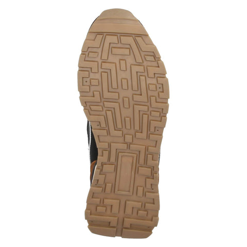 Low-Top Sneaker