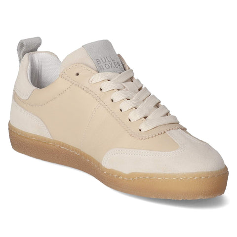 Low-Top Sneaker