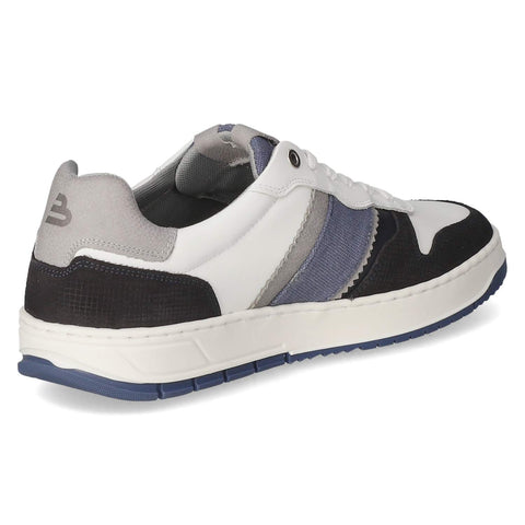 Low-Top Sneaker