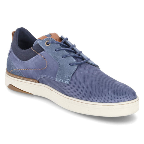 Low-Top Sneaker