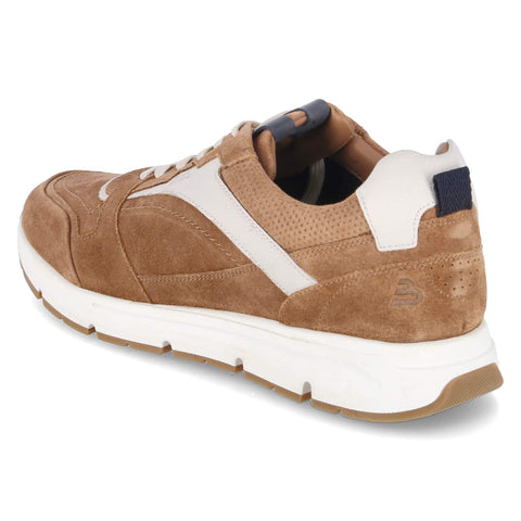 Low-Top Sneaker