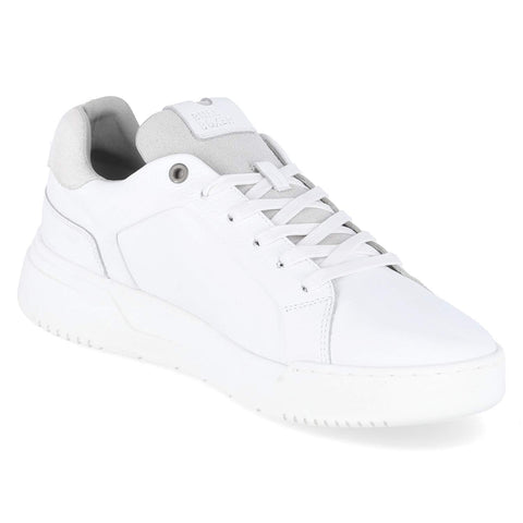 Low-Top Sneaker