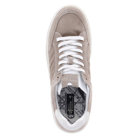 Low-Top Sneaker