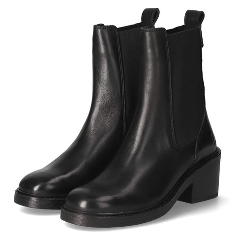 Chelsea boot