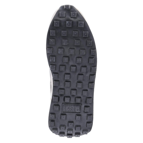 Low-Top Sneaker