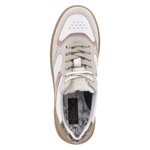 Low-Top Sneaker