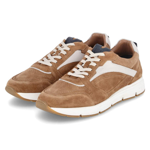 Low-Top Sneaker