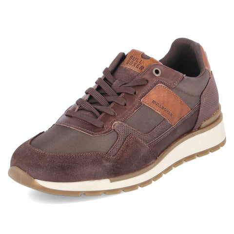 Low-Top Sneaker