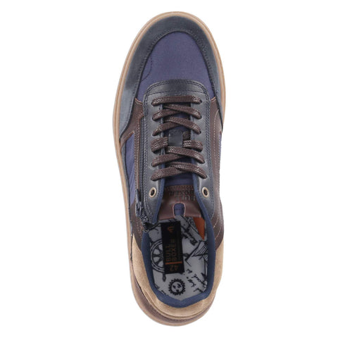 Low-Top Sneaker