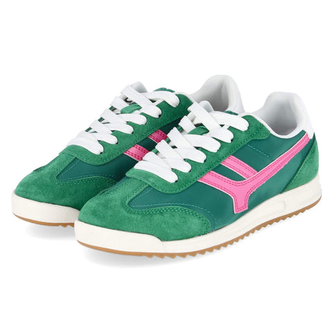 Low-Top Sneaker