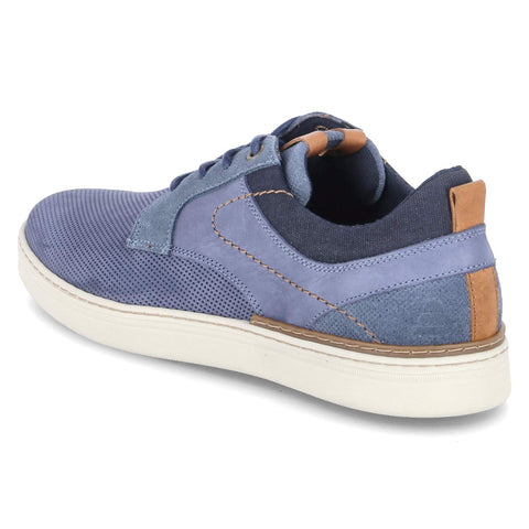 Low-Top Sneaker