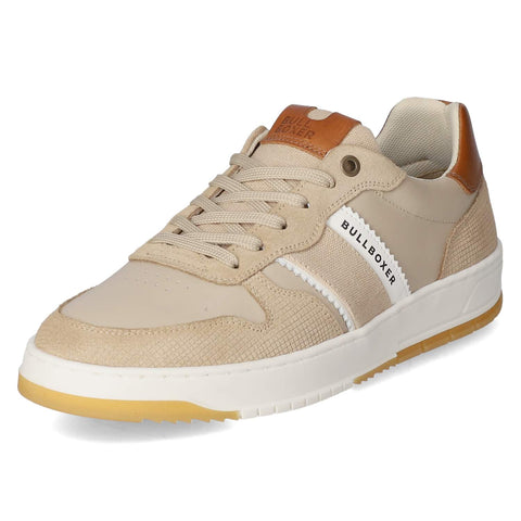 Low-Top Sneaker