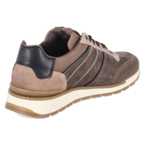 Low-Top Sneaker