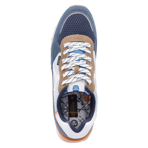 Low-Top Sneaker