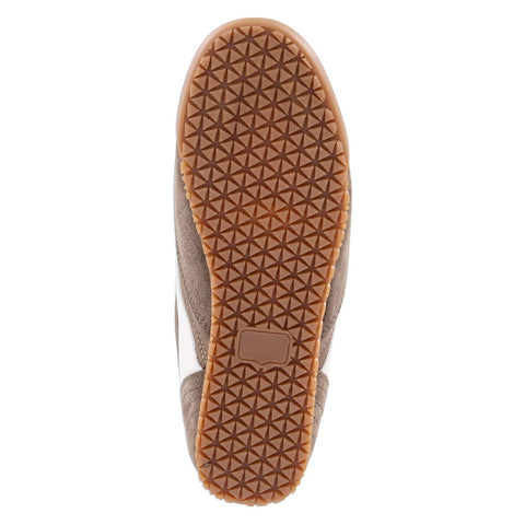 Low-Top Sneaker