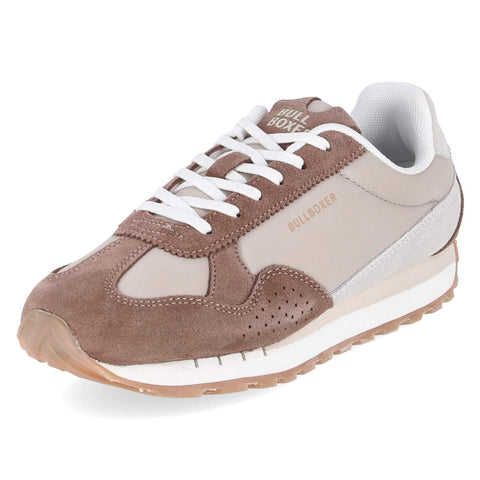 Low-Top Sneaker