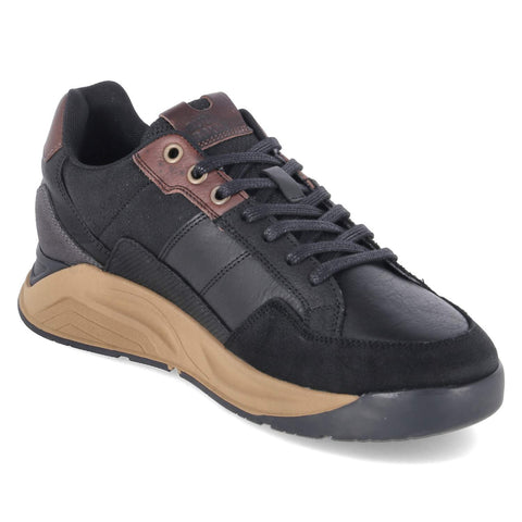 Low-Top Sneaker