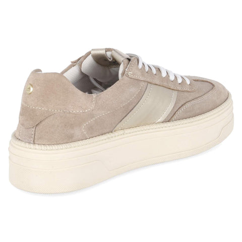 Platform sneaker