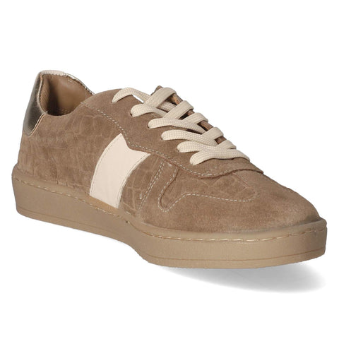 Low-Top Sneaker