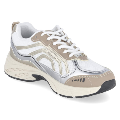 Low-Top Sneaker