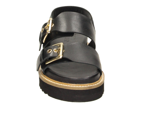 The 6GL0091001 2100 black leather flatform sandals are your go-to for edgy summer vibes. With a chunky sole for that extra boost and sleek adjustable straps, they’re equal parts cool and comfy.