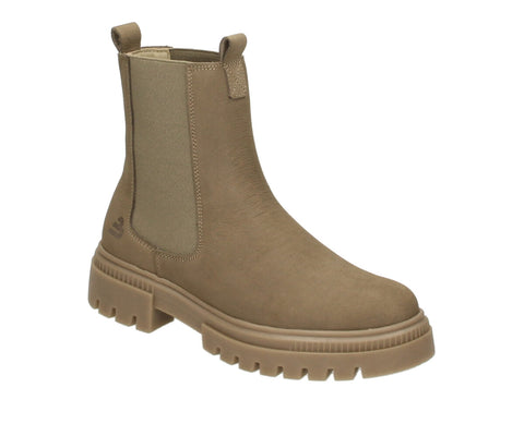 Step into effortless style with the 6LT0011301 3700 Taupe Chelsea Boot. This versatile boot features matching taupe elastic side panels for a sleek, seamless look. Perfect for adding a touch of sophistication to any outfit.