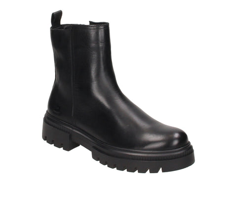 Step into adventure with the 6LT0011302 2100 Black Chelsea Boot. With a sleek look and a side zipper for easy wear, this boot is ready for anything your day throws at you.

Details:

Color: Classic black for effortless style
Material: Durable leather
Design: Chelsea boot with side zipper
Origin: Designed in the Netherlands
Why Bullboxer?
Bullboxer boots are made for those who embrace bold fashion and the freedom to explore. Comfortable, stylish, and always ready for your next journey.