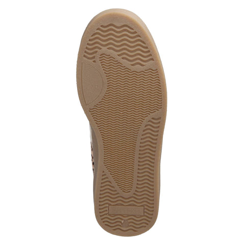 Low-Top Sneaker