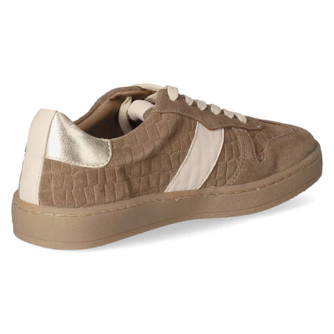 Low-Top Sneaker