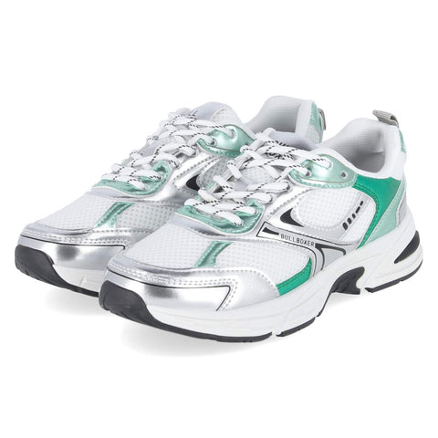 Low-Top Sneaker