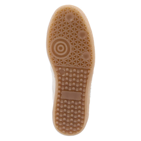 Low-Top Sneaker