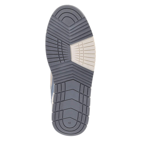 Low-Top Sneaker