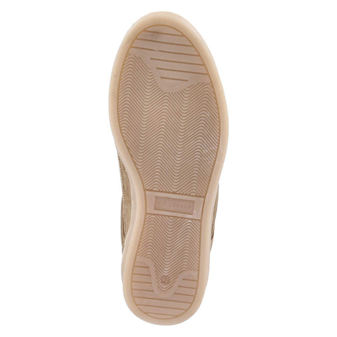 Low-Top Sneaker