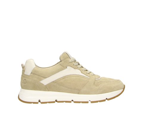 The 7YY0740102 3838 Sand-Sand Leather Men's Sneaker&nbsp;is the perfect balance of relaxed style and timeless elegance. With its all-sand leather design, this sneaker adds a touch of sophistication to your casual wardrobe, ideal for a laid-back day or a spontaneous adventure.