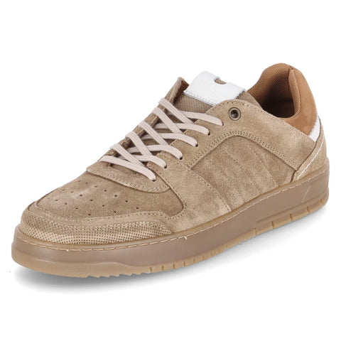 Low-Top Sneaker