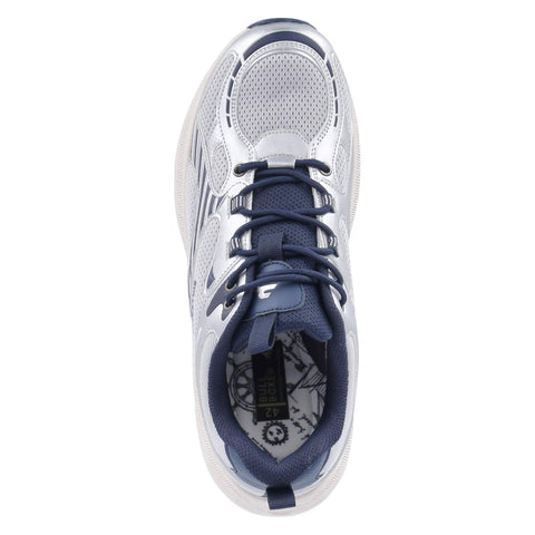 Low-Top Sneaker