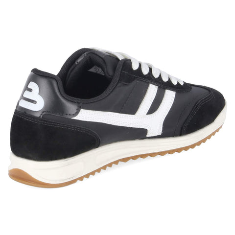 Low-Top Sneaker