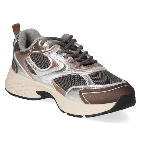 Low-Top Sneaker