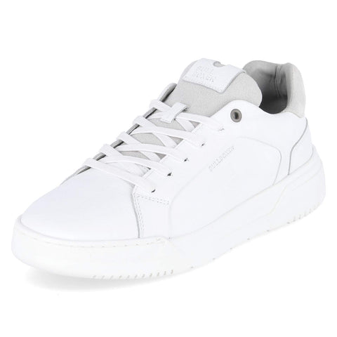 Low-Top Sneaker