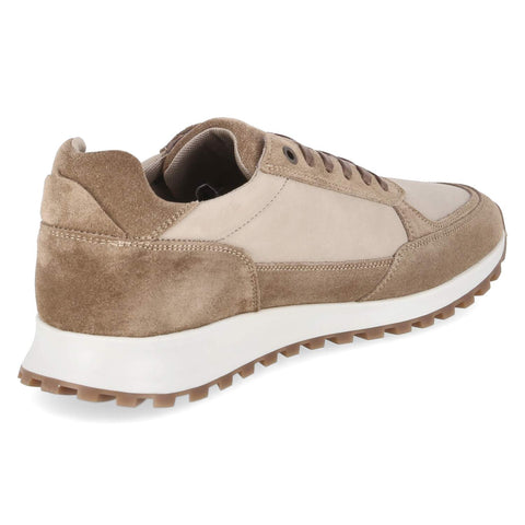 Low-Top Sneaker