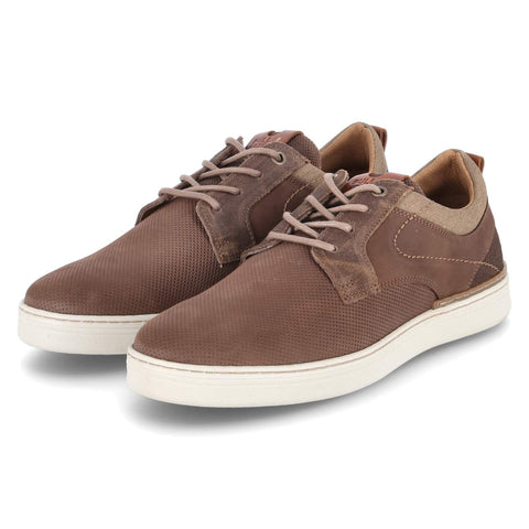 Low-Top Sneaker