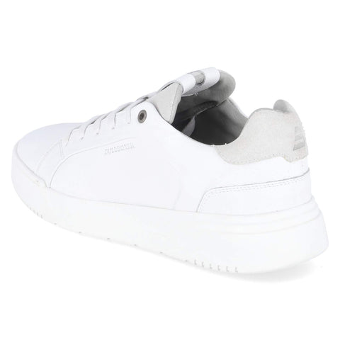 Low-Top Sneaker