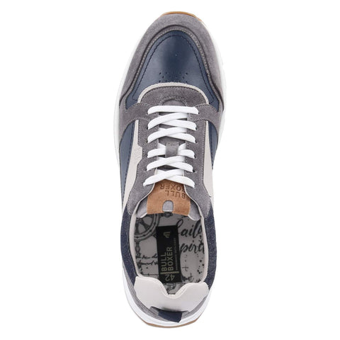 Low-Top Sneaker