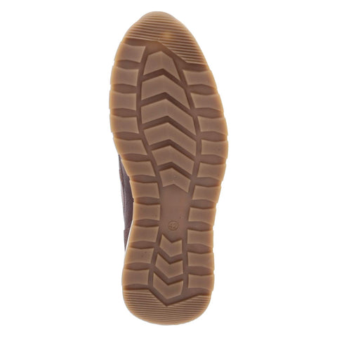 Low-Top Sneaker