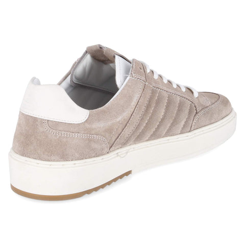 Low-Top Sneaker