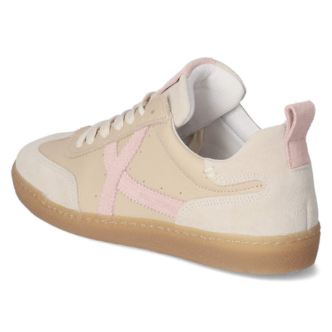 Low-Top Sneaker