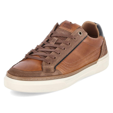 Low-Top Sneaker