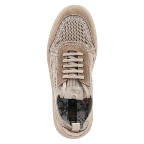 Low-Top Sneaker