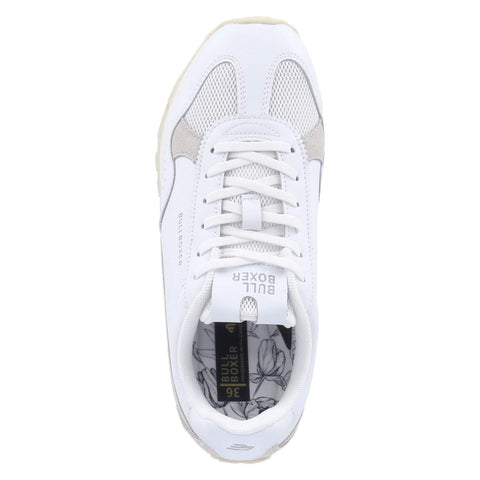 Low-Top Sneaker